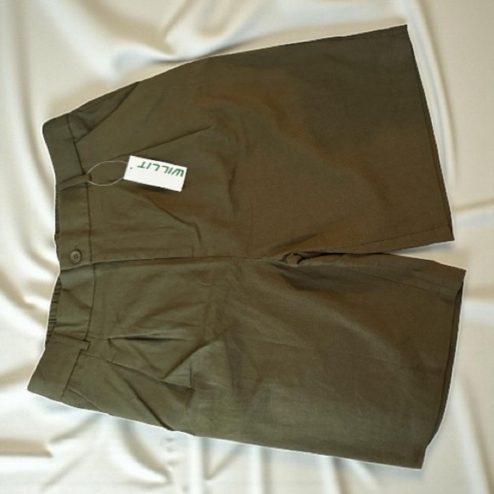 Willit Women's Army Green Shorts